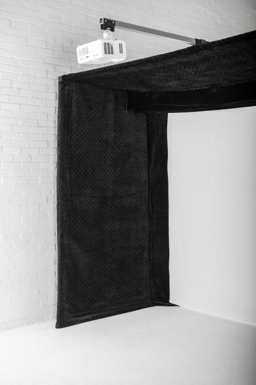 GolfBays Lux Golf Simulator Hitting Enclosure